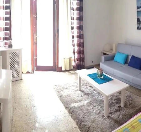Bungamerica Apartment *
